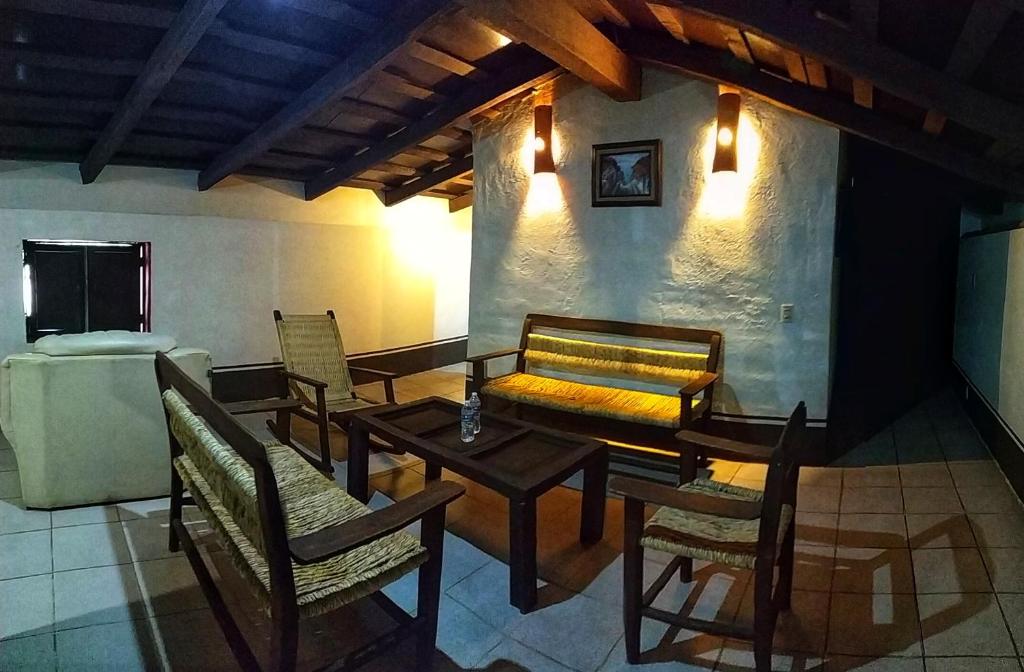 Posezení v ubytování La Casona De La Esmeralda