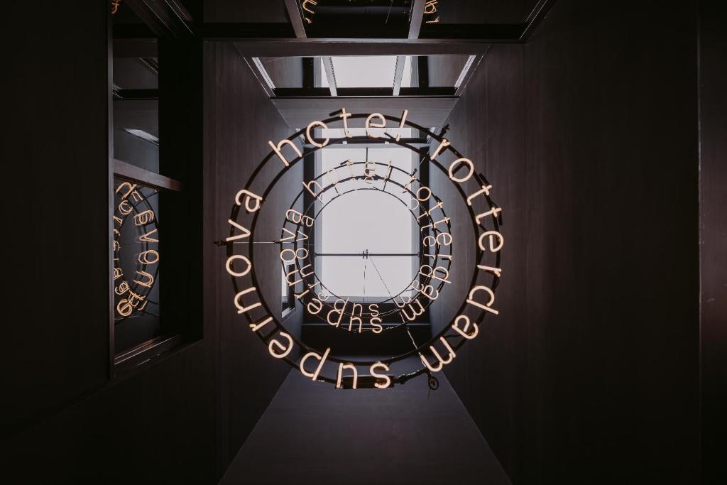 Supernova Hotel - Resim 40