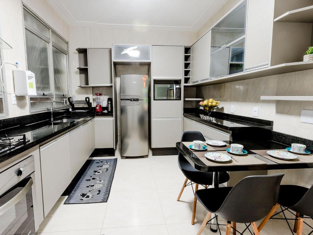  DUPLEX em área NOBRE! Confortável e aconchegante!