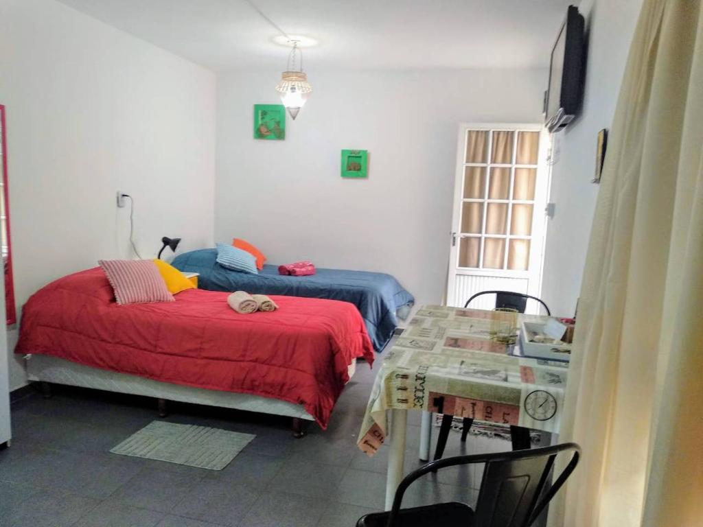 Monoambiente confortable a pasos de Bv. Oroño - Apartamento De Una Habitación