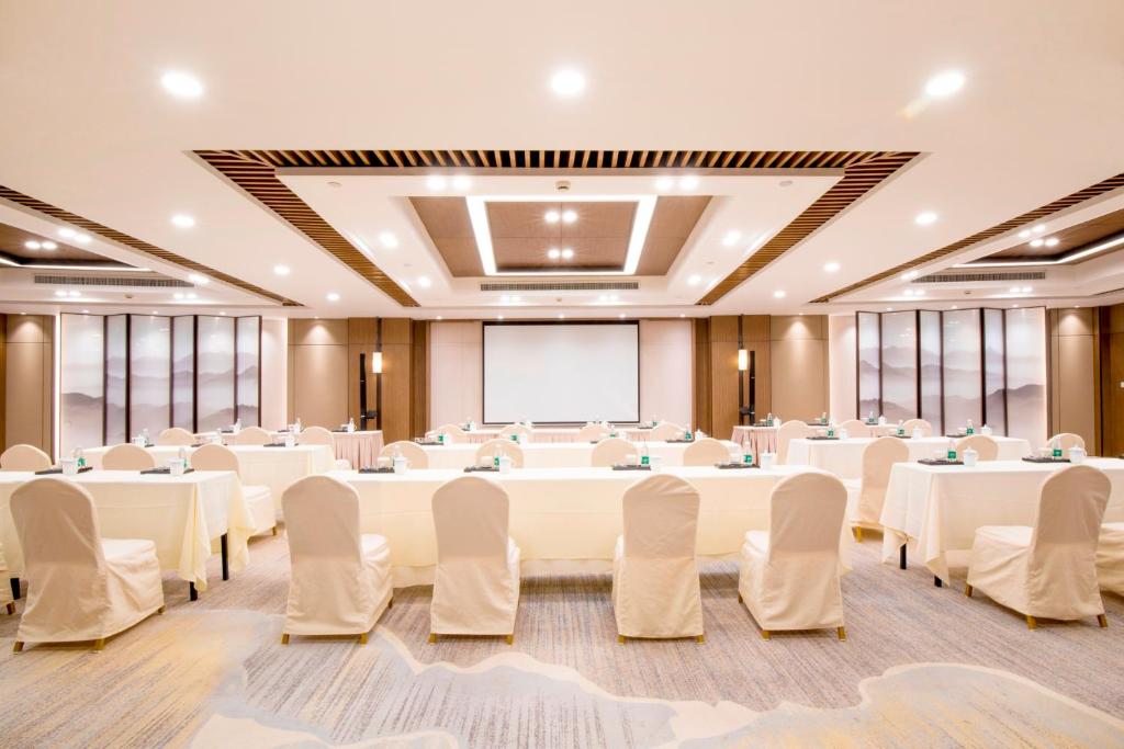 Konferenční prostory v ubytování Jin Jiang Pine City Hotel