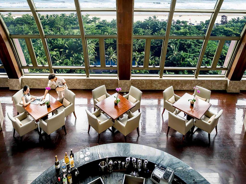 Posezení v ubytování Pullman Oceanview Sanya Bay Resort & Spa