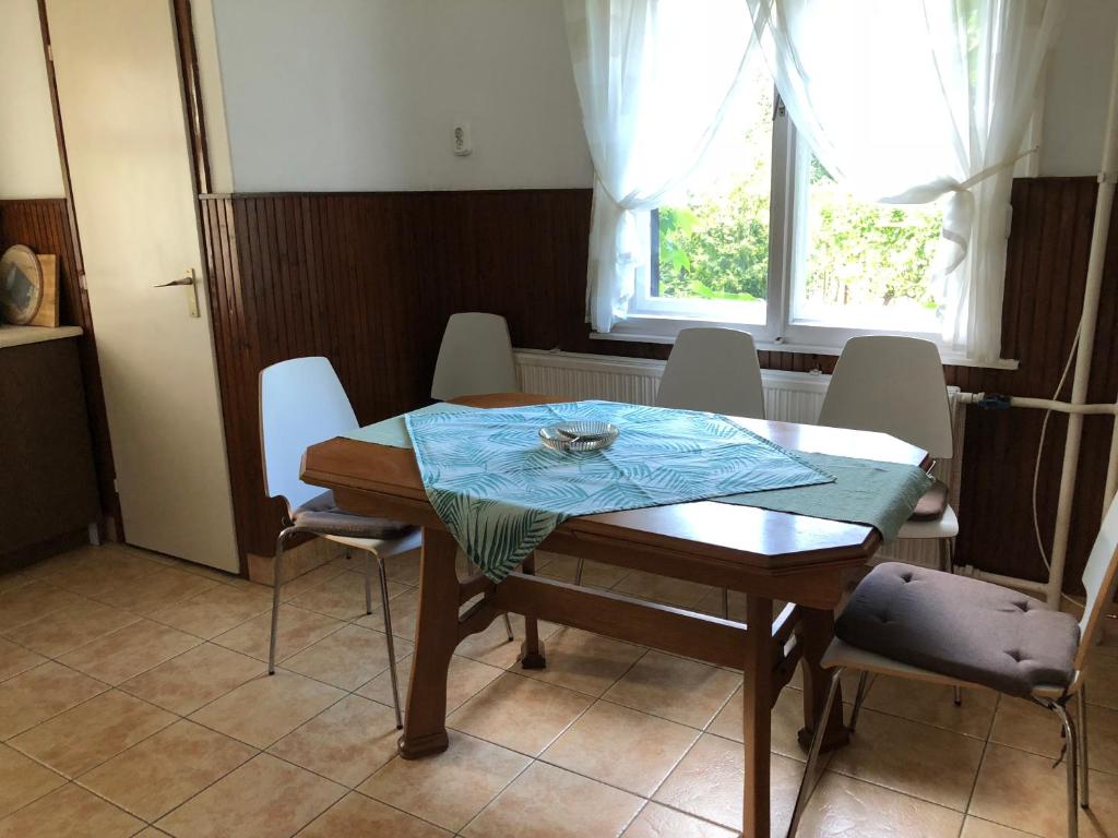 Posedenie v ubytovaní Veranda Apartman