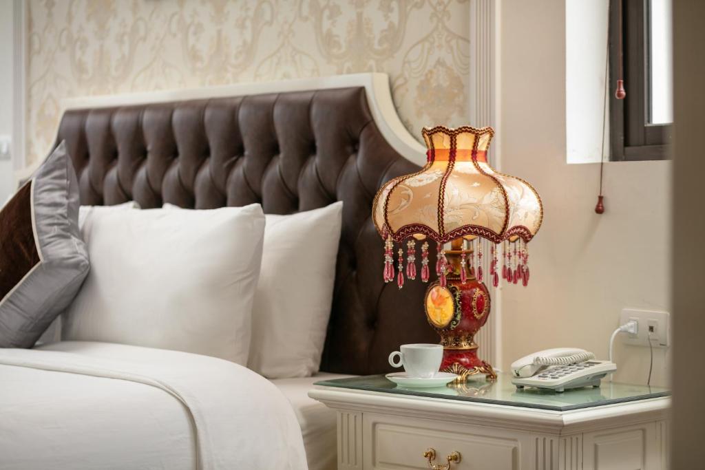 TrangTrang Boutique Hotel - 10