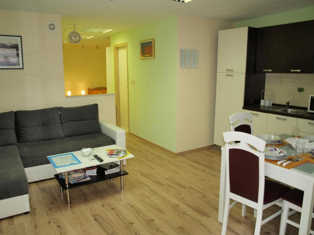 Apartment Skeja - 11