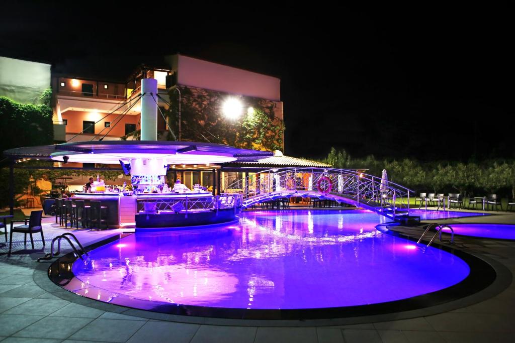 The swimming pool at or close to Marigianna Apartments