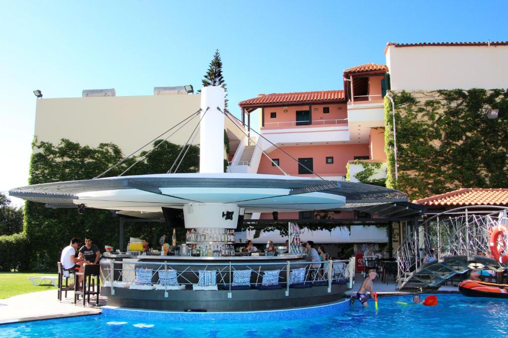 The swimming pool at or close to Marigianna Apartments