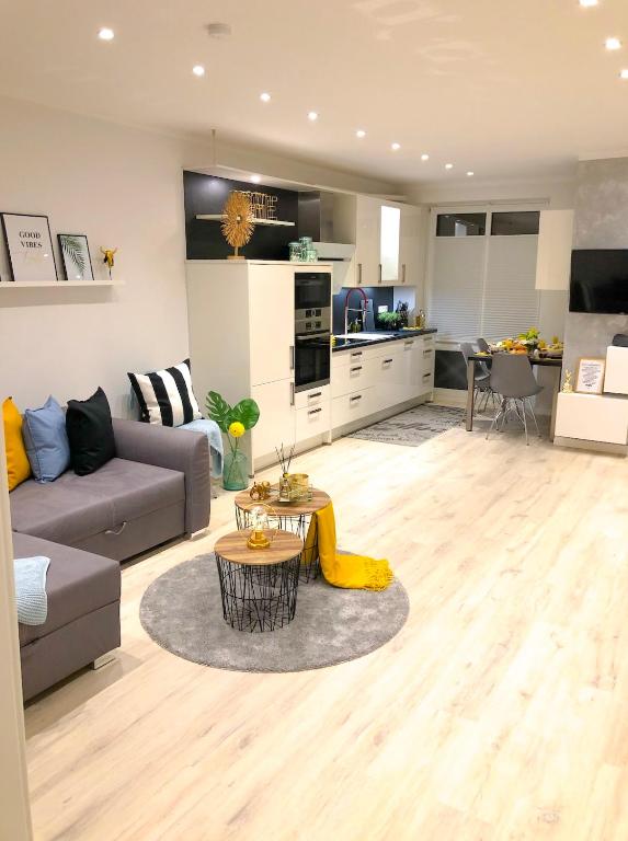 Kuchyň nebo kuchyňský kout v ubytování Ferienwohnung Domizil am Delft Emden