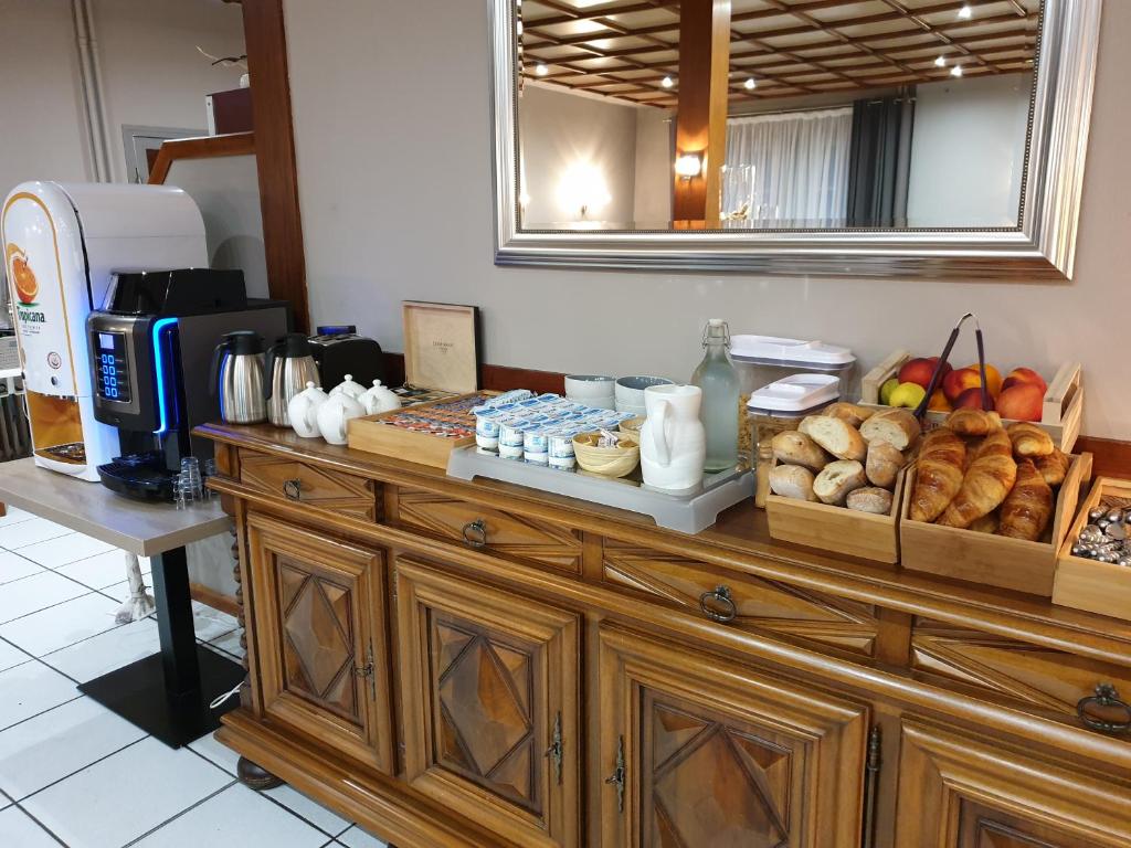 Jídlo v hotelu nebo okolí