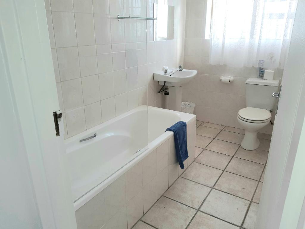 OCEAN VIEW GUEST HOUSE - Rala De Reina Superior