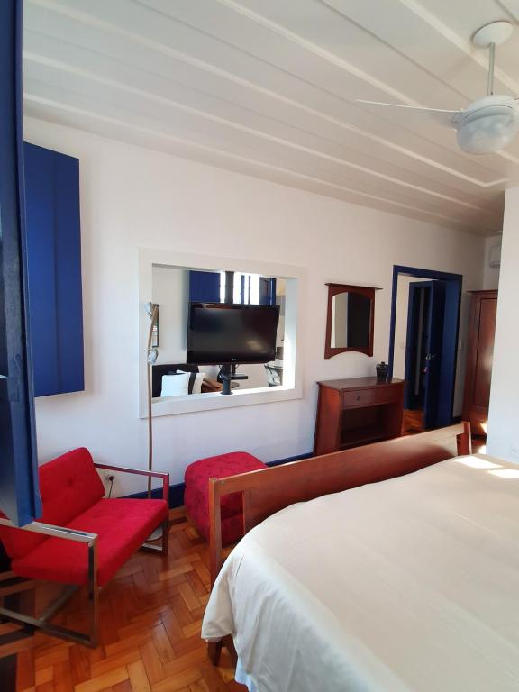  Casa dos Meninos B&B