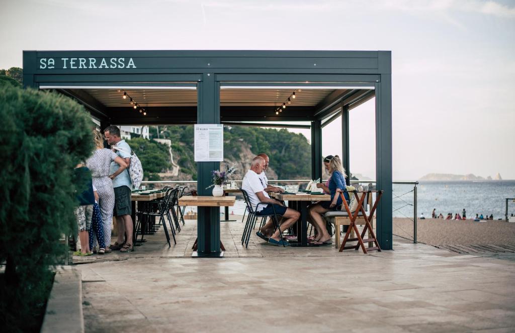 Hosté ubytování Hostal Ses Negres