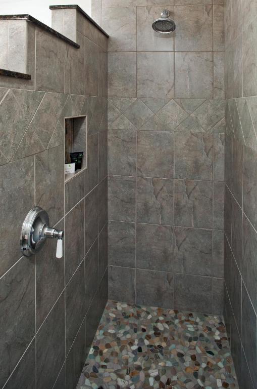 1802 House Bed & Breakfast - Quarto King