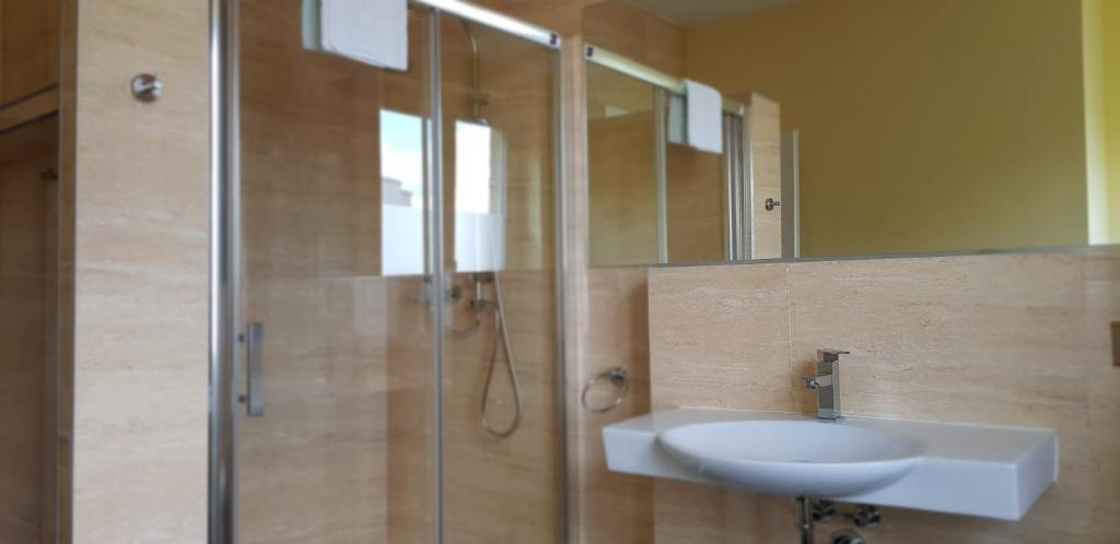 Hotel-Villa Lalee - Resim 36