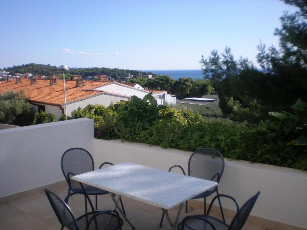 Apartments and Rooms Rogosic - 11