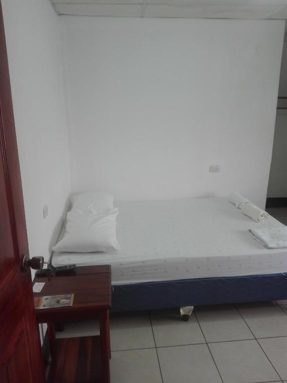 Hostal Don Frank - Habitación De Lujo