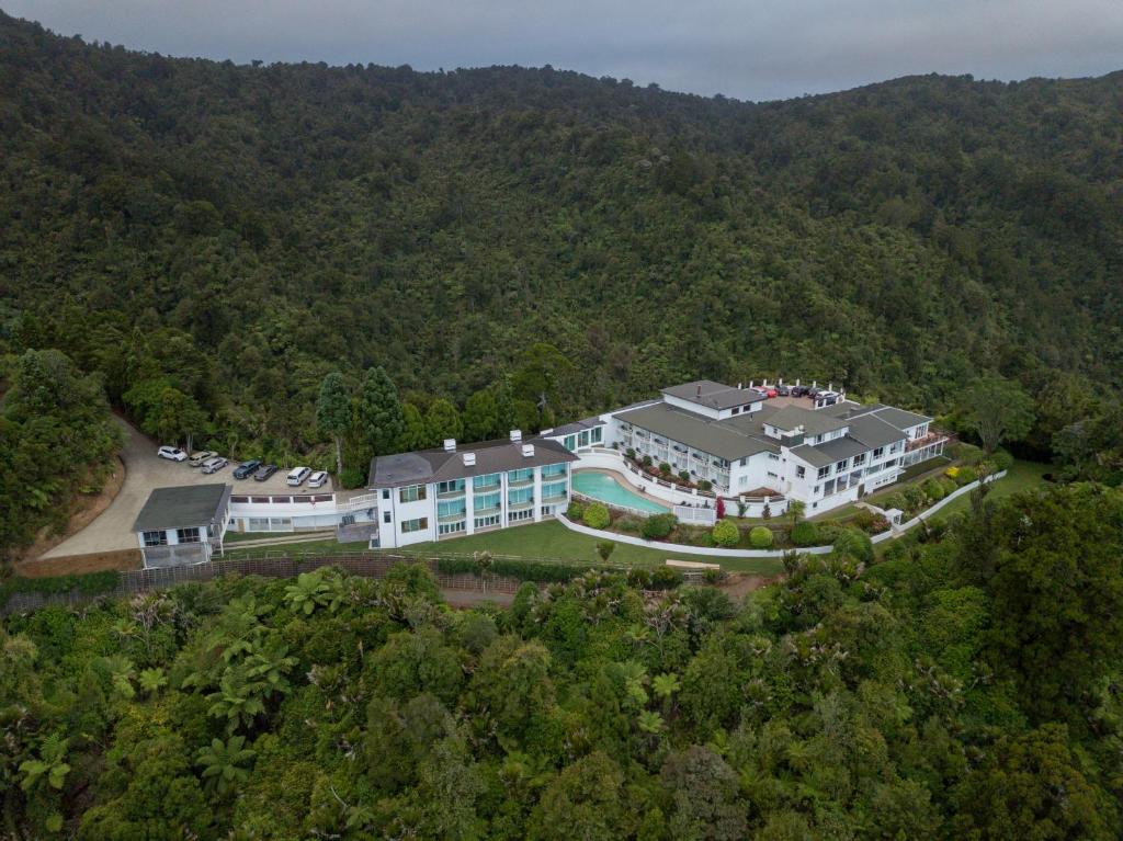 Waitakere Resort & Spa - Resim 1