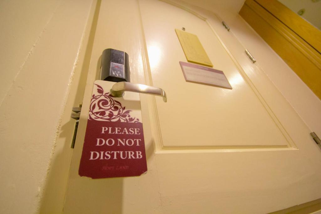 Hope Land Hotel Sukhumvit 24 - Resim 14