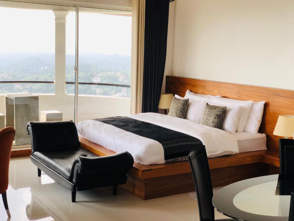 The Heaven's Villa Kandy - King Suite With Balcony