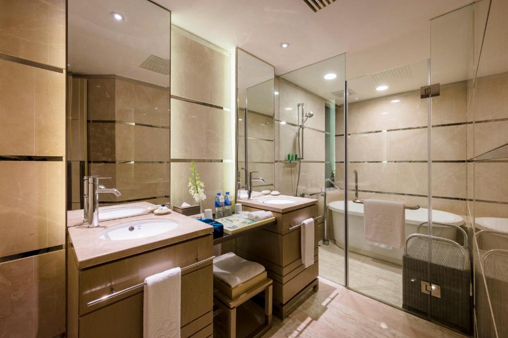 Suite Nikko Club Junior Giường Cỡ Queen