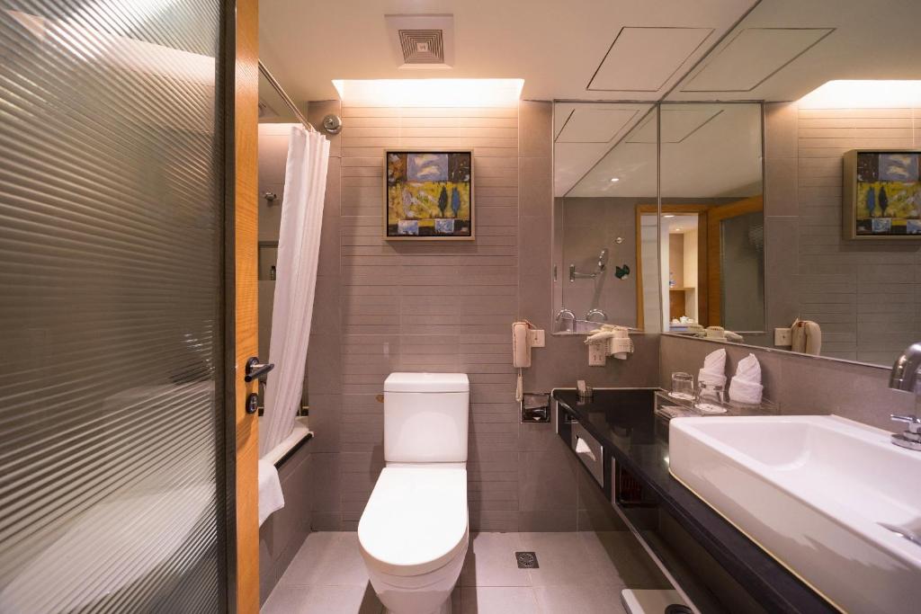 Koupelna v ubytování Shenzhen Longgang Rivan Hotel