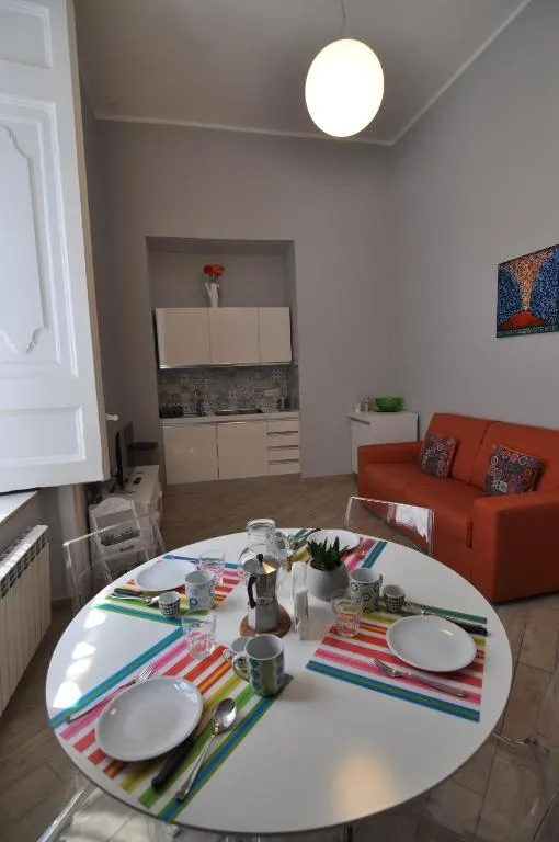 La casa di Abbi, Napoli, Italia