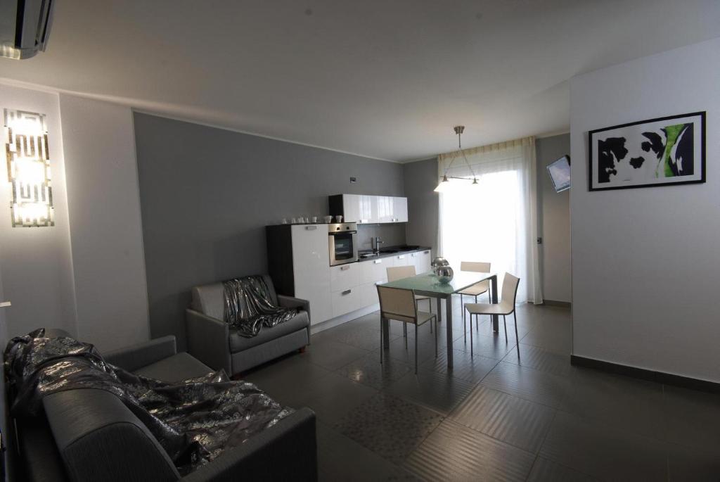 Olympus Resort - Three-Room Apartment (6 Adults)