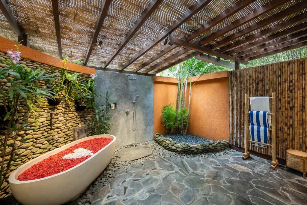 Zahrada ubytování Villa Uma Anyar- Joglo Uma