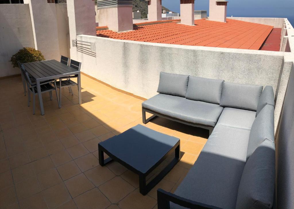 A seating area at Family Home Drago Chill Out