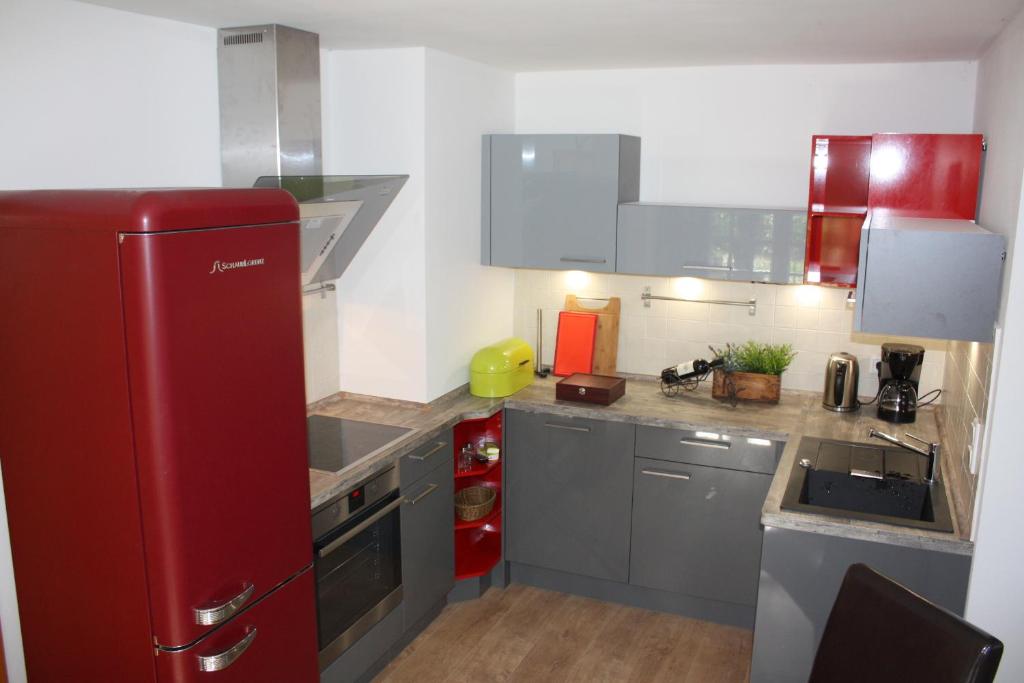 Kuchyň nebo kuchyňský kout v ubytování Ferienwohnung Gartenblick