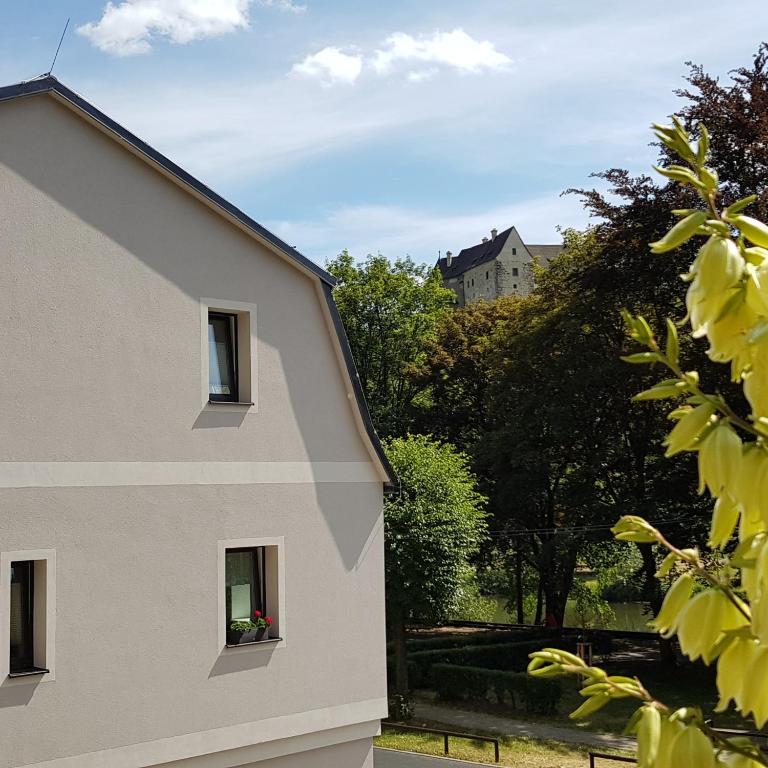 Budova, kde se aparthotel nachází