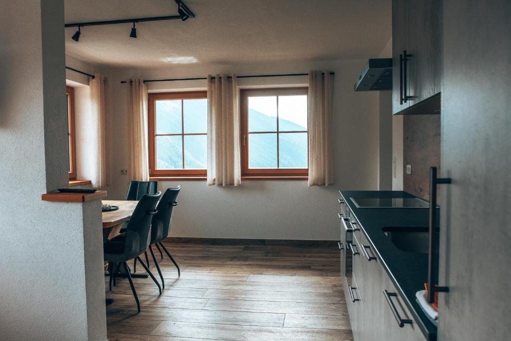 Kuchyňa alebo kuchynka v ubytovaní Appartment Helmblick