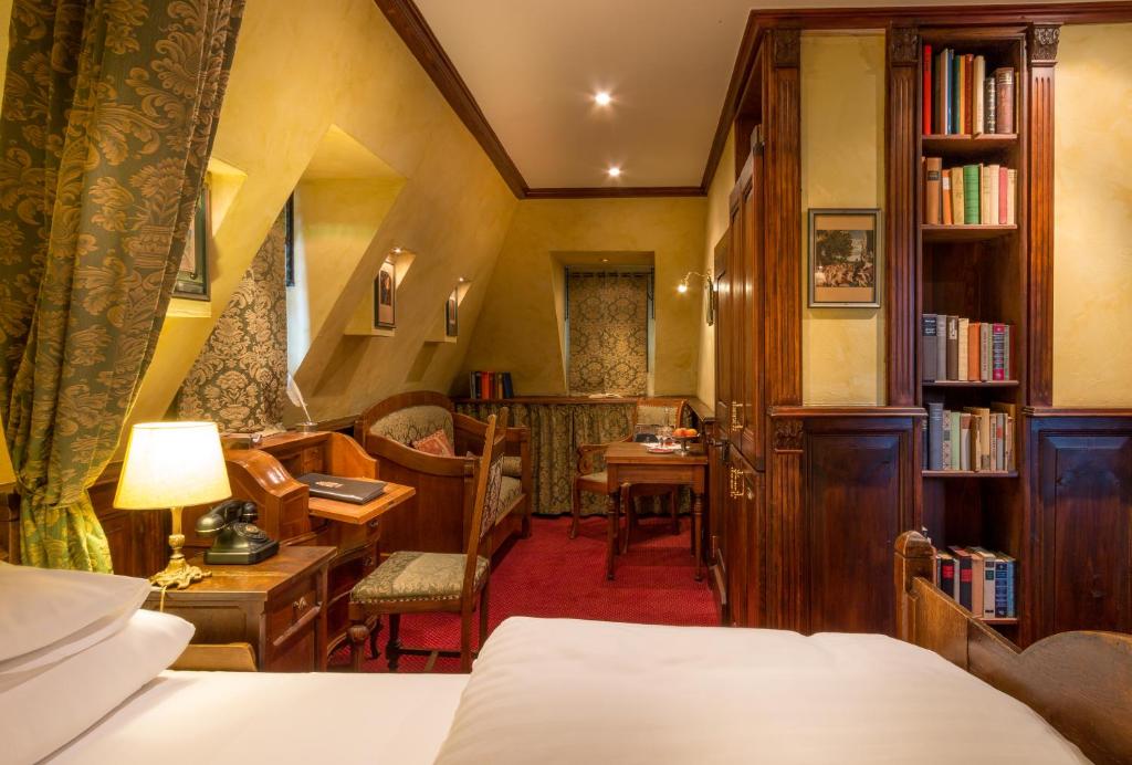Burghotel auf Schönburg - Habitación Doble Con Balcón