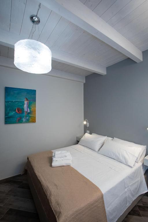 Postel nebo postele na pokoji v ubytování AL 54 Accommodation