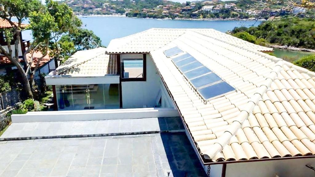  Excelente casa na areia da praia da Ferradura