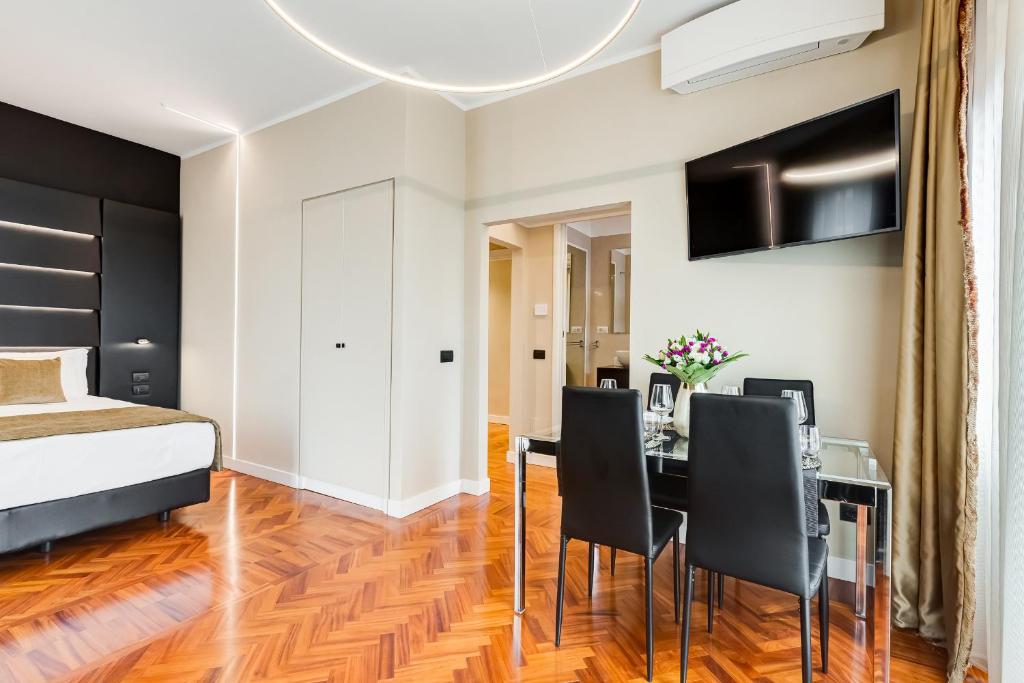 Łóżko lub łóżka w pokoju w obiekcie Frattina High-end apt