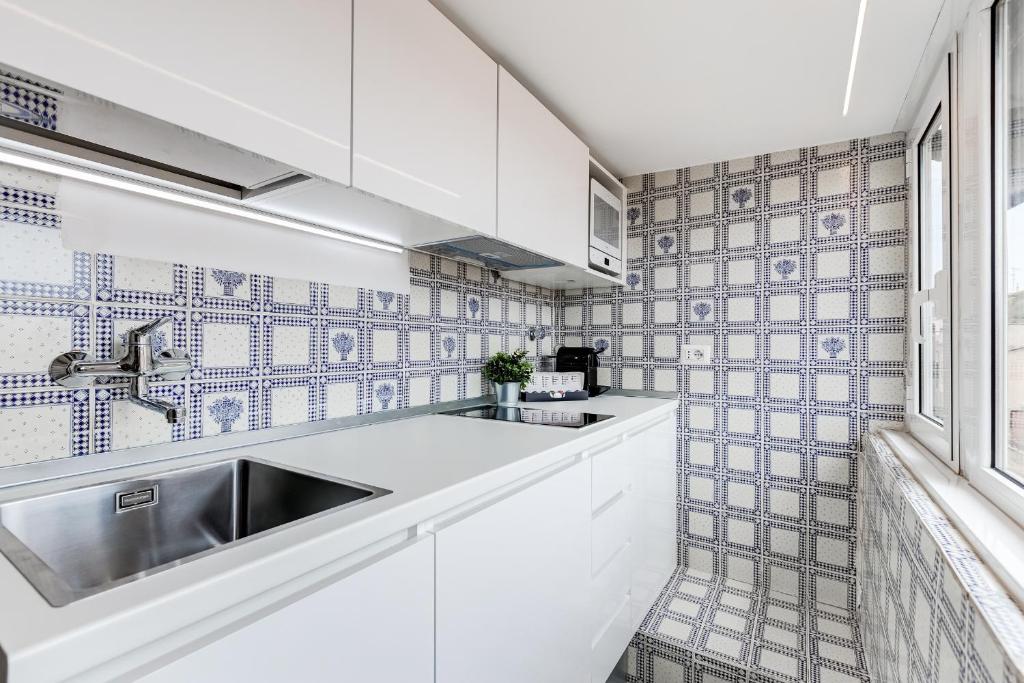 Kuchnia lub aneks kuchenny w obiekcie Frattina High-end apt
