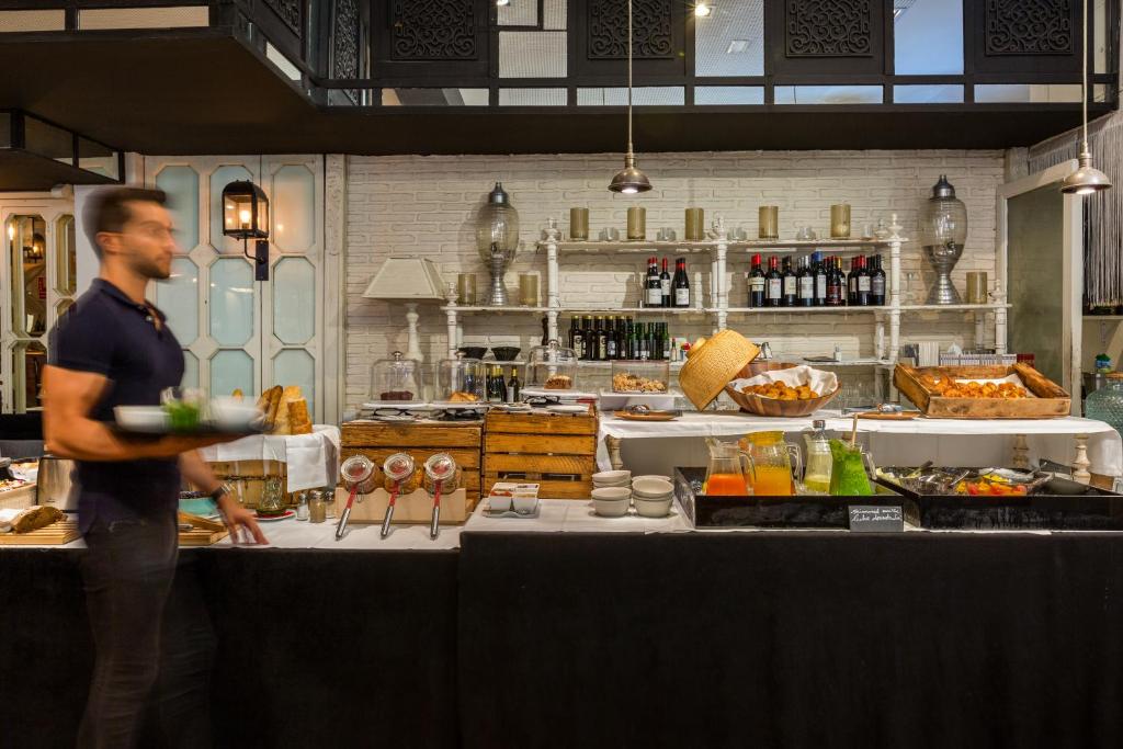 Hotel Market - Resim 23