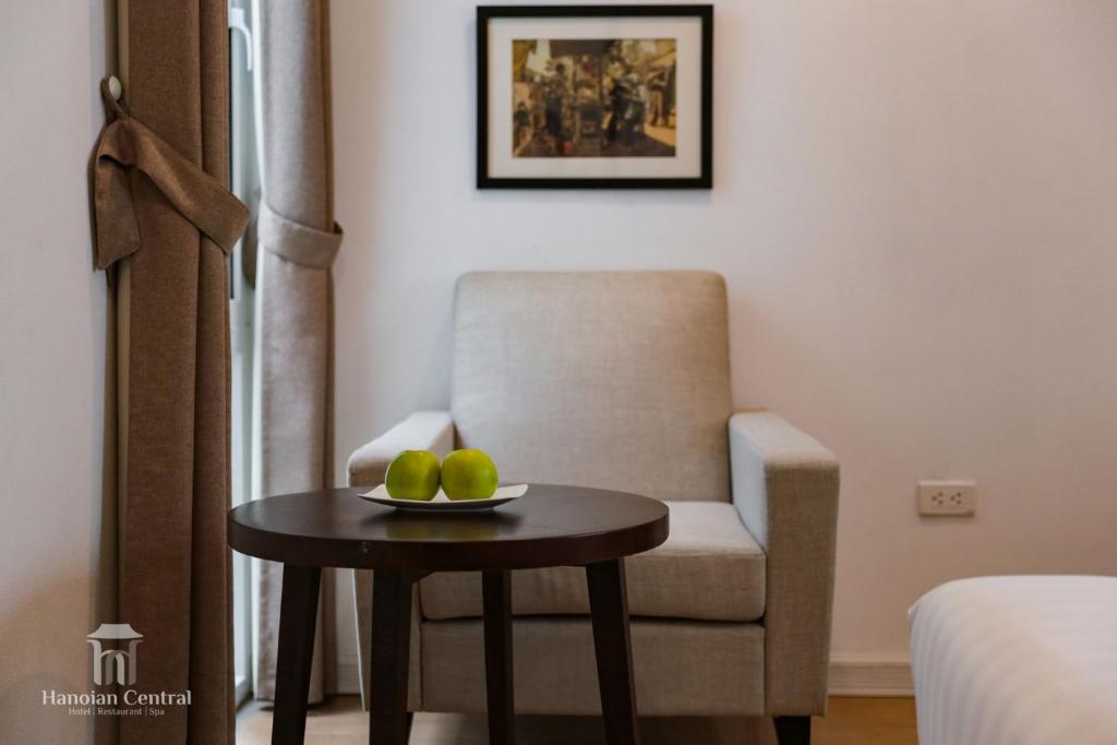 Posezení v ubytování Hanoian Central Hotel & Spa