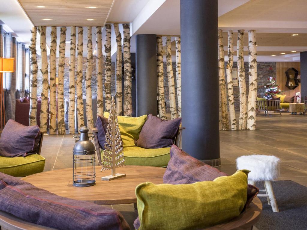 Photo de la galerie de l'établissement Chalet in France with Premium Spa Access, à Les Boisses