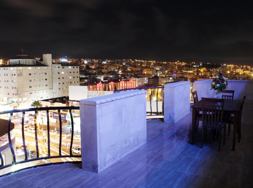 Nahas Plaza - Suite Real