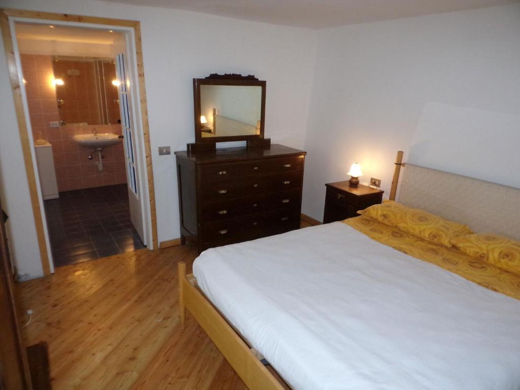 B&B Rocca di Bajedo - Triple Room