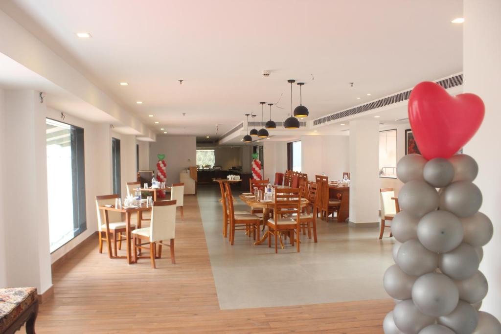 Gallery image of The Hotel Canoe in Kannur