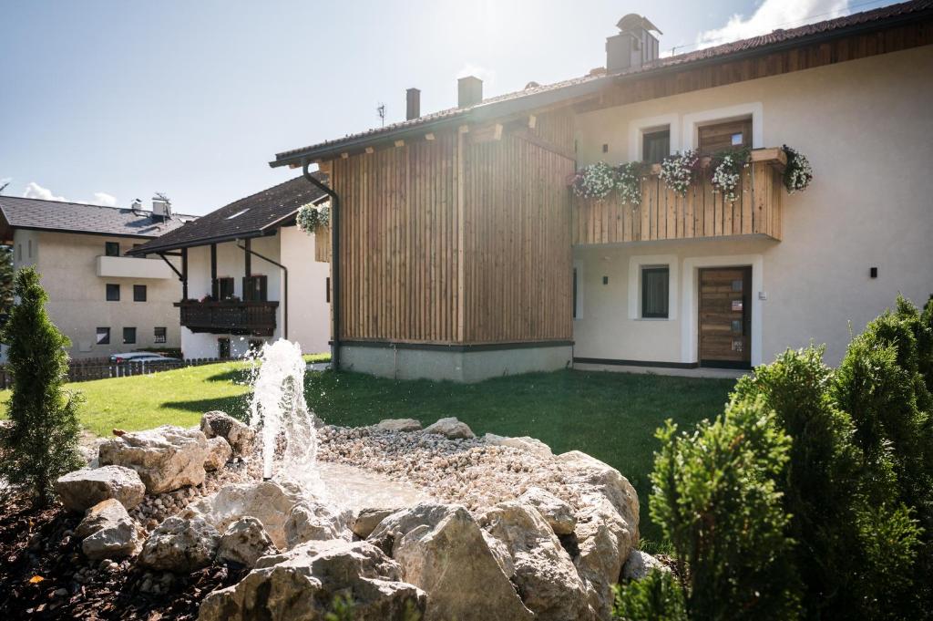 Budynek, w którym mieści się apartament