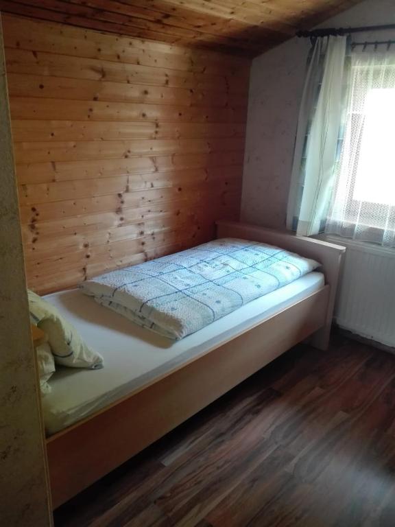 Posteľ alebo postele v izbe v ubytovaní Ferienhaus Ruggenthaler