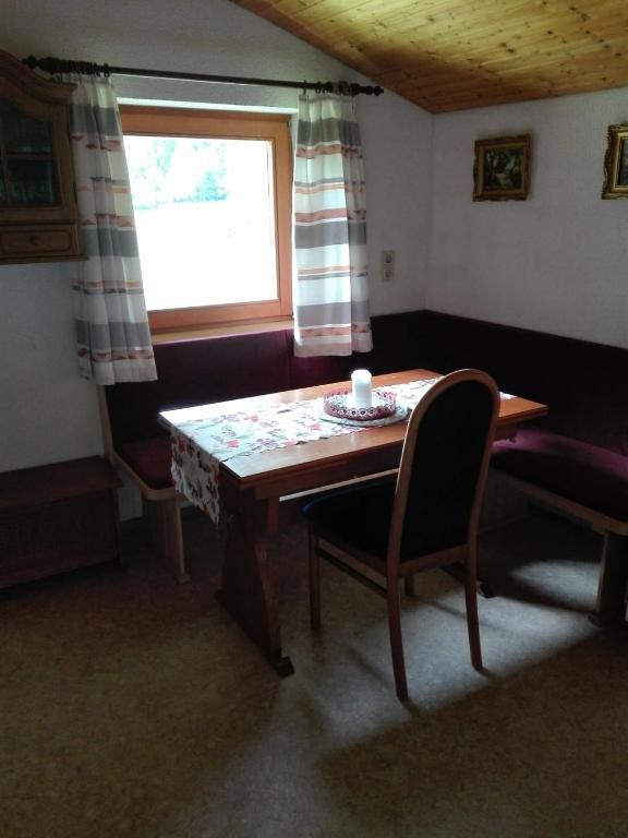 Posedenie v ubytovaní Ferienhaus Ruggenthaler