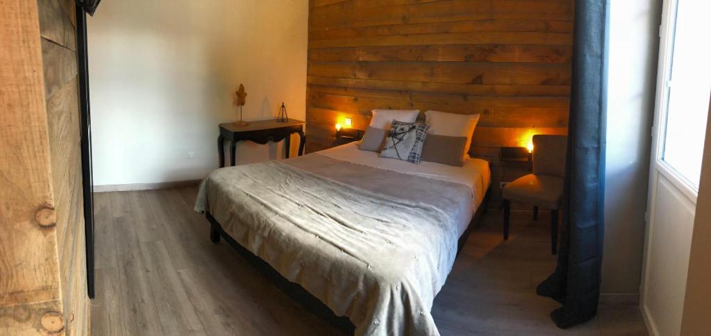 Le pigeonnier de la Farge - Double Room With Pool View