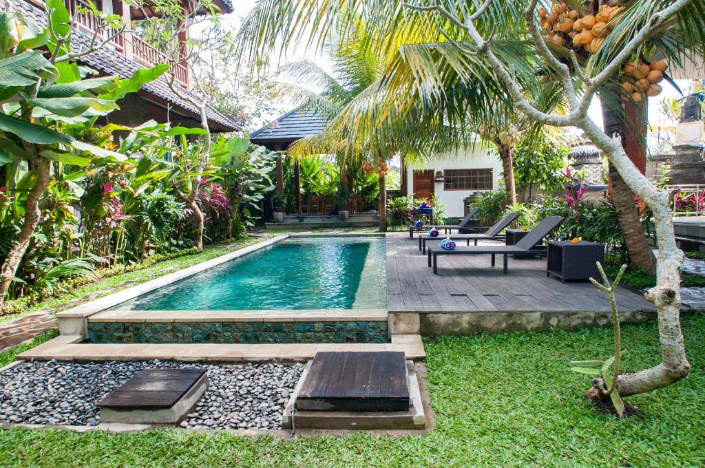 Flamboyant Villa Ubud