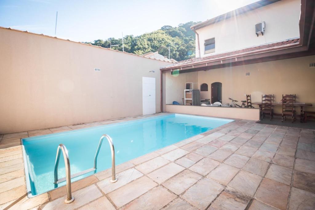  Casa inteira 5 quartos com piscina