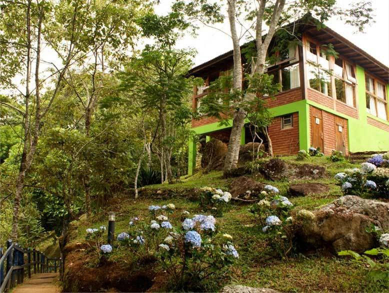  Pousada Encanto das Águas